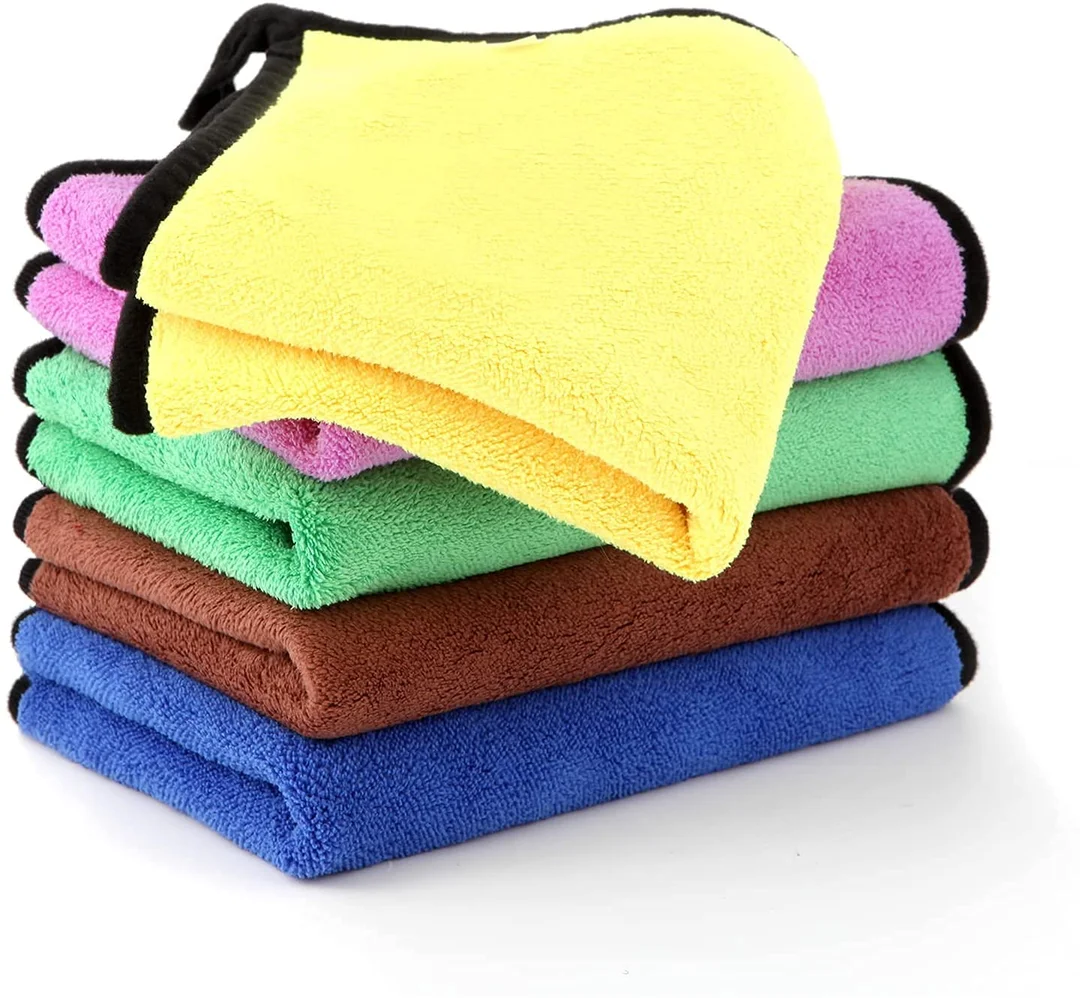 CarFrill Premium Microfiber Towels for Car Washing & Household Cleaning | Highly Absorbent, Lint Free, Streak Free (40 x 30 CM), 4 Pack image 3