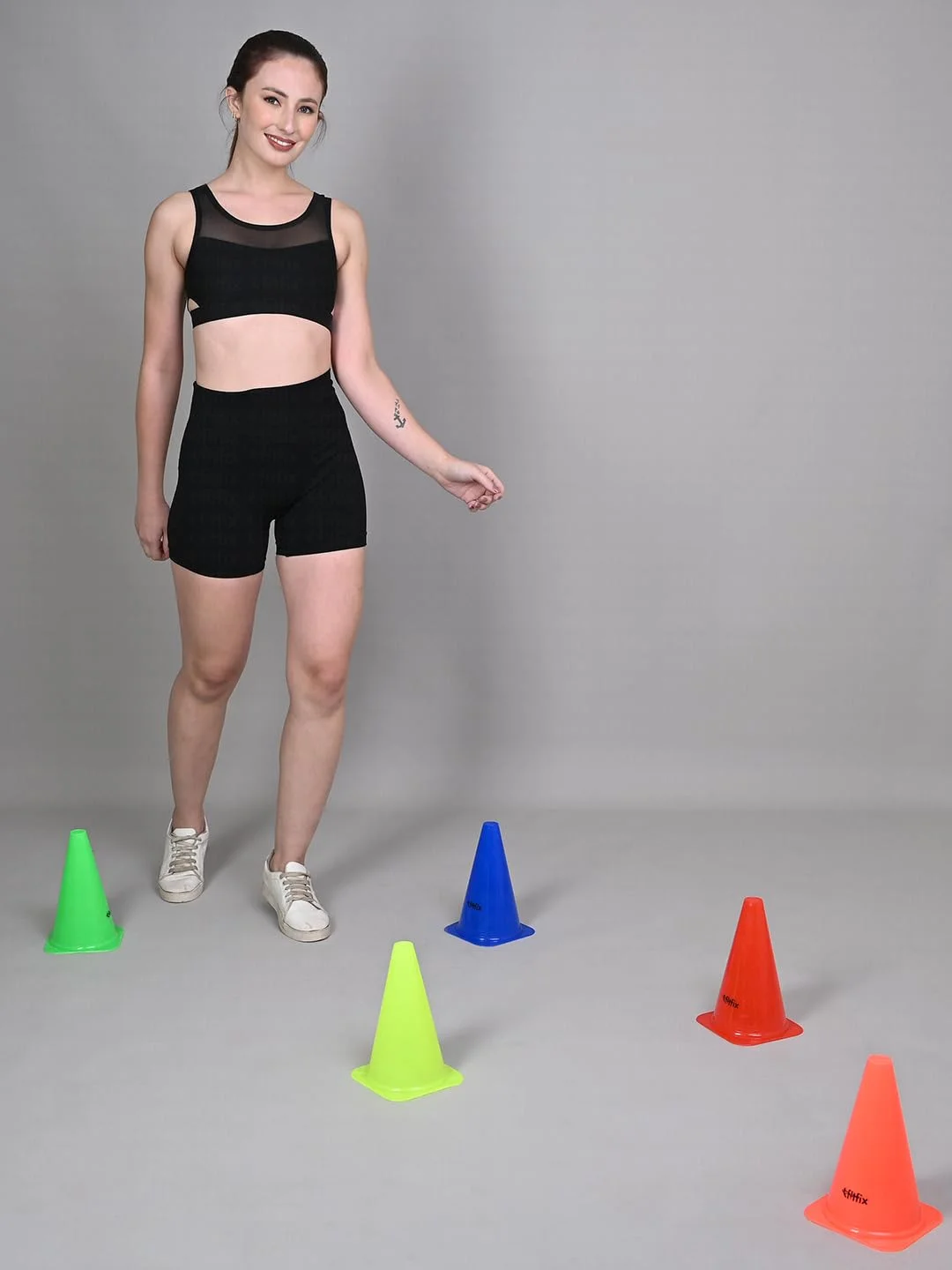 Fitfix® Football Agility Ladder 8 Meter, Soccer Training Cones Pack of 12 | Super Speed Agility Ladder, Field Cone Markers for Track and Field Sports Training (Pack of 20) image 7