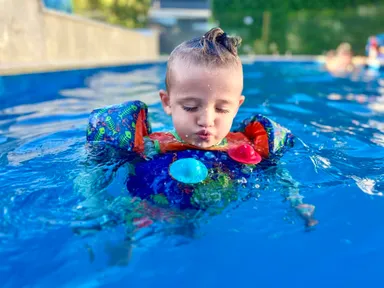 Fitfix™ Swimming Egg Flips Pack of 10 PS | ABS Material, Breathing Technique Training Tool for Kids and Adults, Swim Training Equipment Made in India thumbnail 3