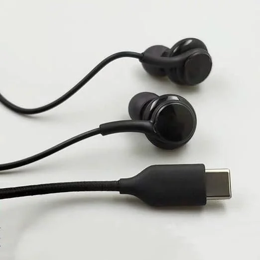 OnePlus Nord 5G Wired Headphones with Mic | Noise Isolation, In-Ear Fit, Bass-Enhanced Sound | Compatible with OnePlus ,Stylish Design  image 3