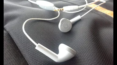 Samsung Wired Earphones with Mic for Sound & Bass , Vismay | Jack In-Ear Earphones| thumbnail 1