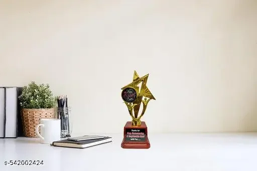 Beloved Sister Trophy (M) | Best Sister Gift | Gold Star Trophy for Sister, Appreciation Award image 4