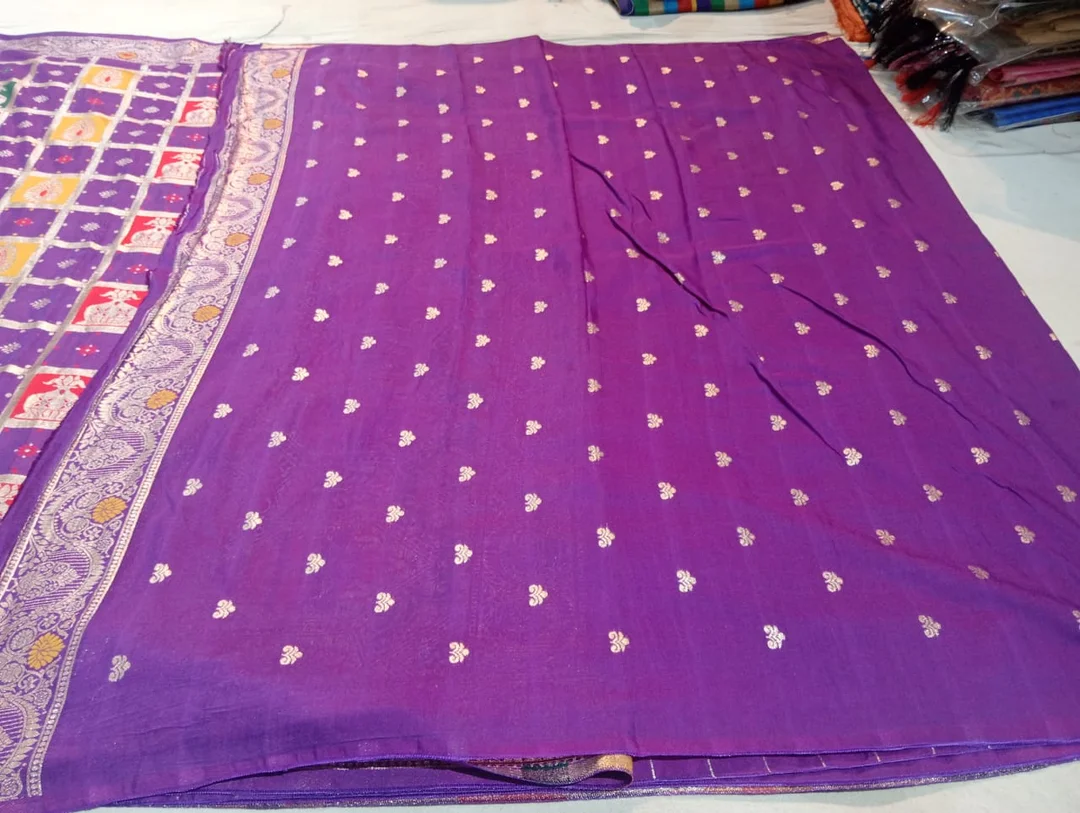 Banarasi Resham Cotton Gharchola Saree for Wedding Online India | Traditional Bridal Gharchola, Resham Cotton Saree image 2