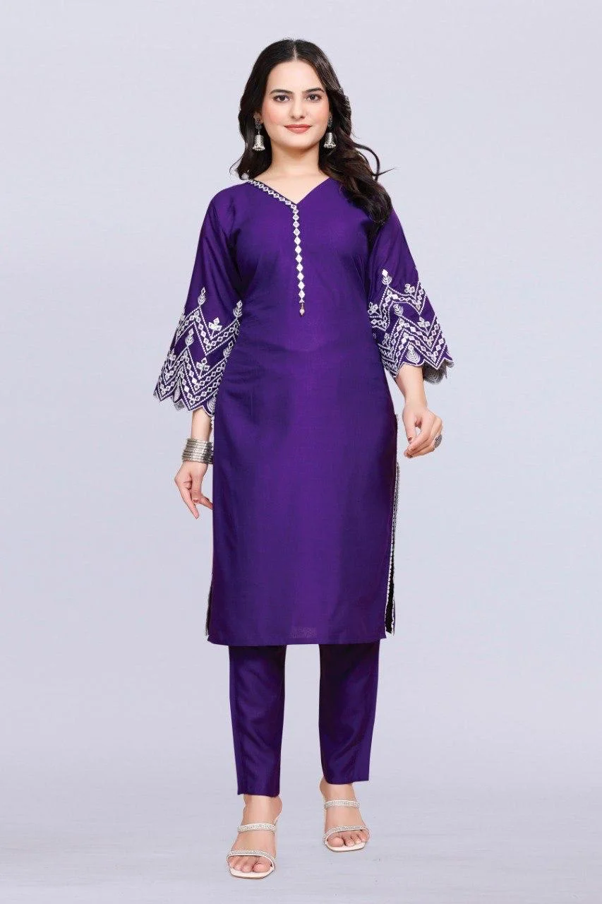 Latest Women Kurta Set Online India | Cotton Rayon Embroidered Kurta Set image 4