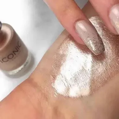Liquid Highlighter Blossom Pink ICONIC London | Best Illuminator for Glowing Skin thumbnail 2