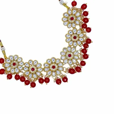 Traditional Kundan Necklace, Yellow Beaded, Crystal Flower Pattern, Gold-Toned thumbnail 3