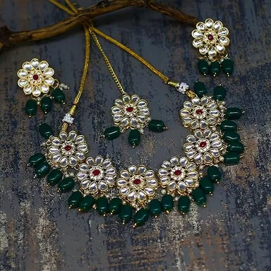 Traditional Kundan Necklace, Yellow Beaded, Crystal Flower Pattern thumbnail 3