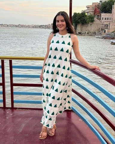 Cotton sleeveless co-ord set | Printed summer two-piece outfit | White medium | Casual breathable thumbnail 0