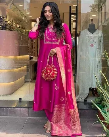 Little Crafts Women’s Embroidered Viscose Silk Kurta Set | Banarasi Dupatta |Pink |Large thumbnail 3