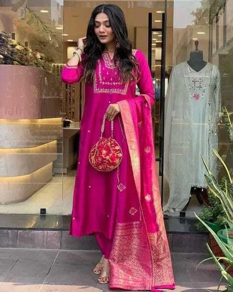 Little Crafts Women’s Embroidered Viscose Silk Kurta Set | Banarasi Dupatta |Pink XL image 4