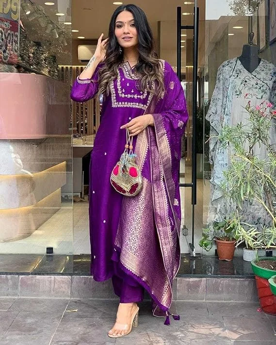 Little Crafts Women’s Embroidered Viscose Silk Kurta Set | Heavy Embroidery, Banarasi Jacquard Dupatta Trouser | Purple | Large image 5