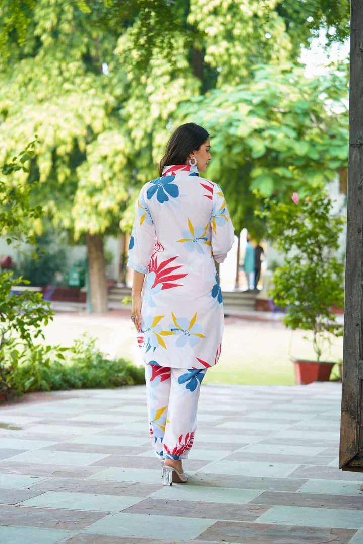 White Floral Printed Co-Ord Set| Collar Neck Medium Size| Cotton Two Piece Summer Outfit for Women Casual Wear image 3