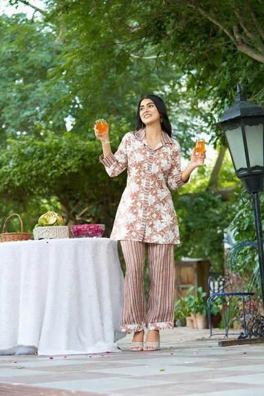 Pastel Floral Co‑Ord Set | Button‑Down Longline Shirt & Straight Pants | Modern Women Summer Outfit | Size M  thumbnail 0