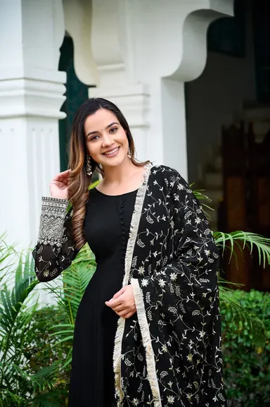Elegant Black Embroidered Faux Georgette Anarkali Kurta Set for Women with Full Flare and Matching Dupatta Wedding Festival Party Ethnic Wear Designer Indian Outfit thumbnail 2