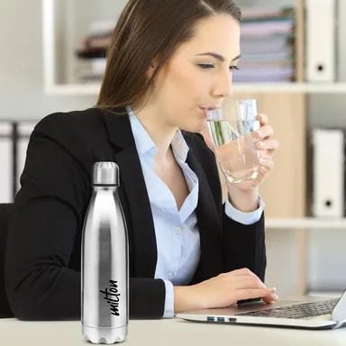 Milton Shine 1000 Stainless Steel Water Bottle 870 ml Single Walled Leakproof Rust-Free Silver Travel Bottle with Easy Grip thumbnail 3