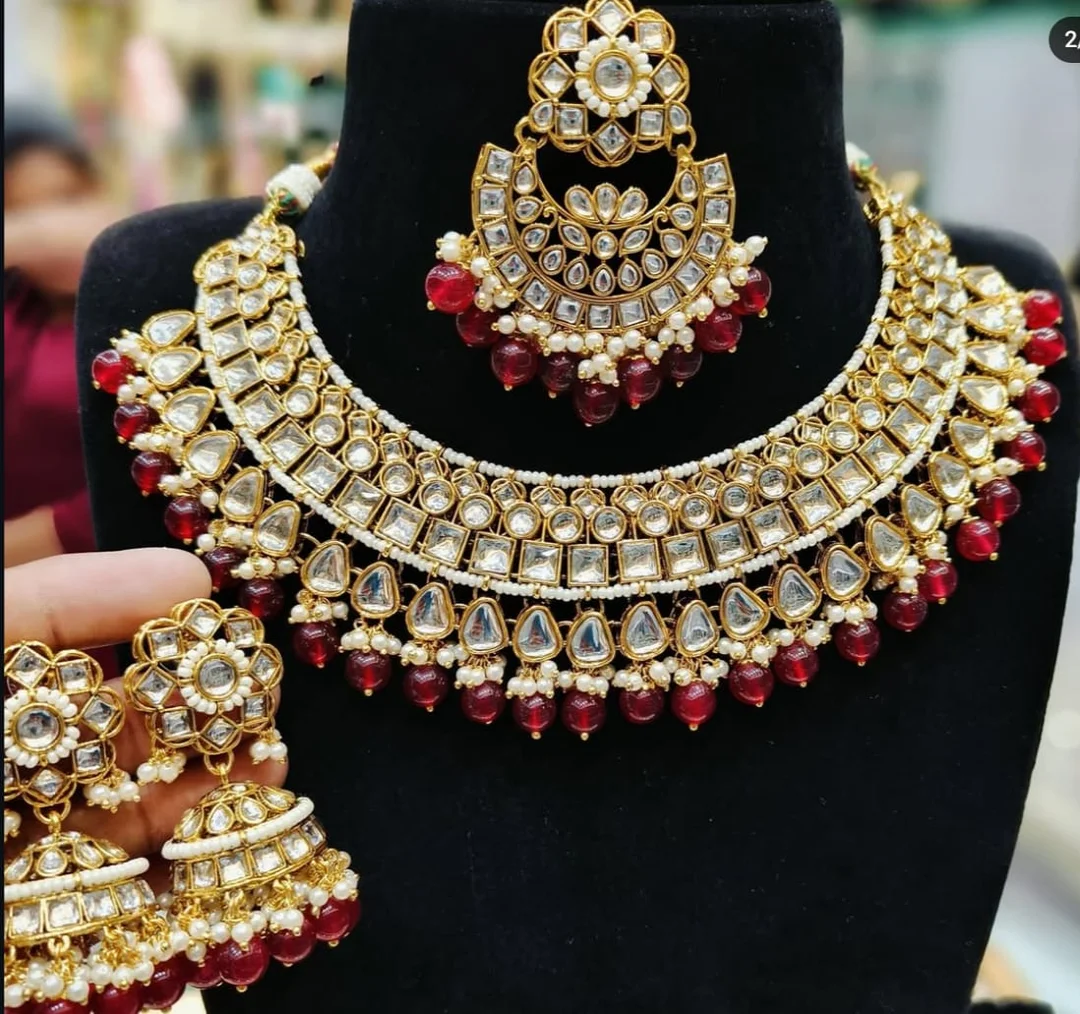 Elegant Maroon Kundan Jewellery Set | Necklace|Earrings & Maang Tikka | Traditional Bridal Wear image 1