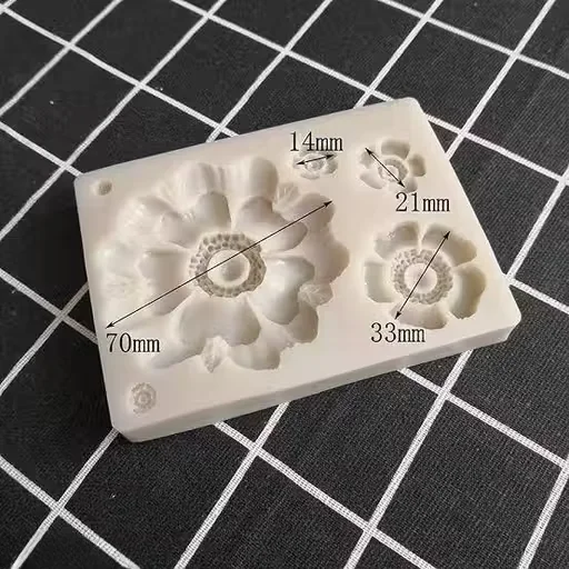 Chocolate Mold| 3D Fondant Flower & Leaves Silicone Mould Tray for Baking| Jelly| Cakes| Pastries| Muffins| Polymer Clay Decoration |6Cavity|Flexible| Easy Release image 4