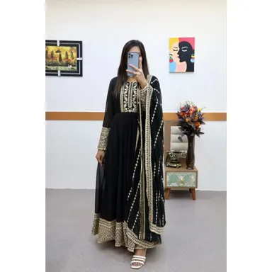 Fancy Embroidered Anarkali Kurta Set | Medium Size|Dupatta Included Elegant Partywear thumbnail 0