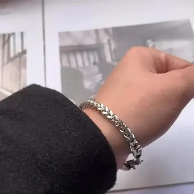 LUXUARYLOOK Men’s Stainless Steel Bracelet | Modern Link Chain Wristband | Durable Silver Jewelry Gift for Men & Women | Stylish Fashion Kada Unisex thumbnail 2