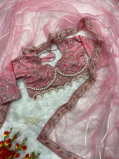Elegant Threads Pink Embroidered Saree | Pearl Net | Wedding Party Wear thumbnail 2