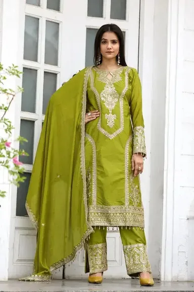 Emerald Green Georgette Anarkali XXL | Embroidered Party Wear & Wedding Dress for Women thumbnail 0