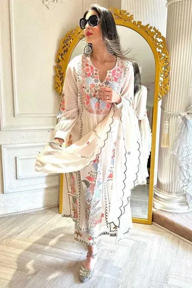 White Embroidered Straight Kurta Suit | Cotton Pant Set Medium Size thumbnail 1