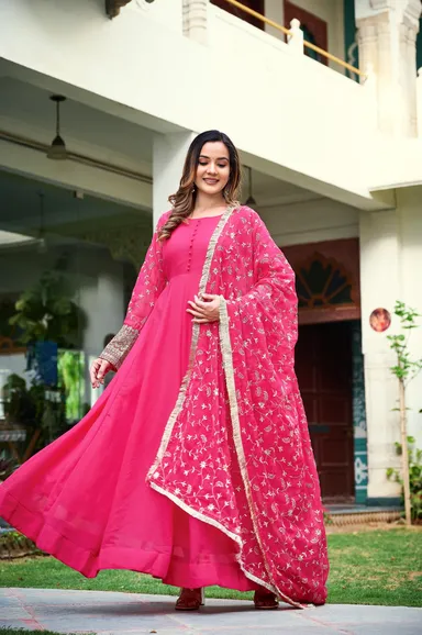Women’s Ethnics Rani Anarkali Kurtaset | With Dupatta XXL | Traditional Elegant Comfortable thumbnail 1