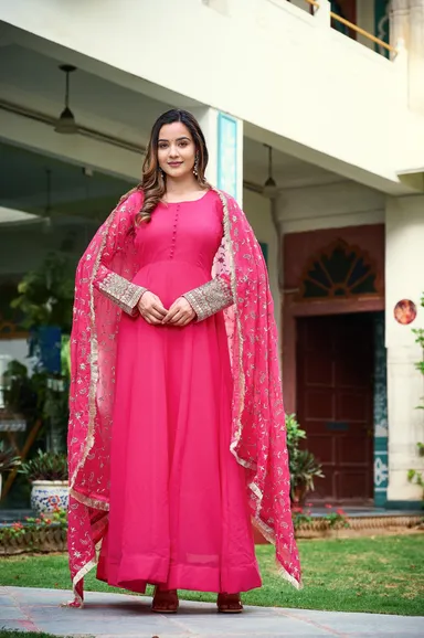 Women’s Ethnics Rani Anarkali Kurtaset | With Dupatta XXL | Traditional Elegant Comfortable