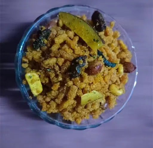 Laxminarayan Snack Combo | Mahalaxmi Poha Chivda & Bhakarwadi | 500g Each | Tea Time | Family & Party Snacks image 4