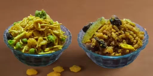 Laxminarayan Healthy Snack Mix | Cornflakes Poha Chivda Combo | Vegan & Onion-Free Namkeen | 500g Pack for Fasting & Tea Time image 1