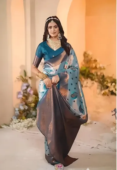 Kanjivaram Silk Saree | Premium Soft Silk | 5.5 Meter | Wedding, Festive Wear | Cream Red, Golden Zari Border thumbnail 2