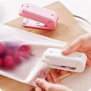 Mini Plastic Bag Sealer Machine Handheld Food Sealer Pack of 1 thumbnail 1
