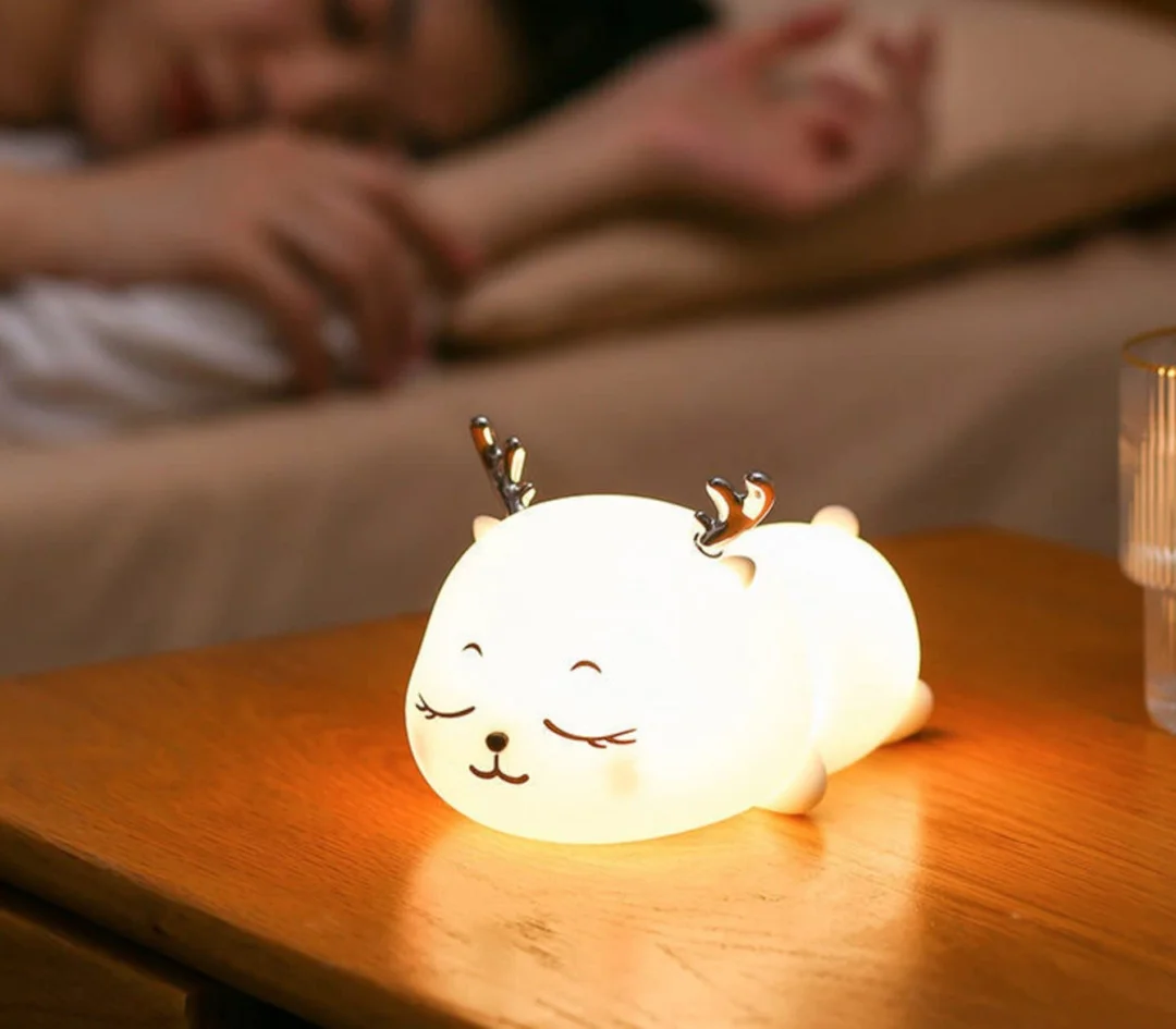 Silicone Deer Night Light |Soft Touch USB Rechargeable LED Kids Bedside Lamp image 2