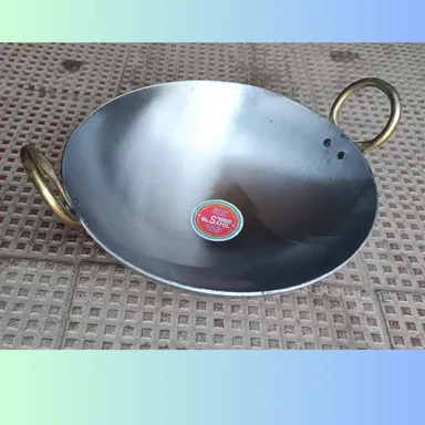 Pure Iron Kadhai 10 Inch (2 Litre) – Heavy Base & Strong Handle | Traditional Iron Cookware for Daily Use & Deep Frying thumbnail 4