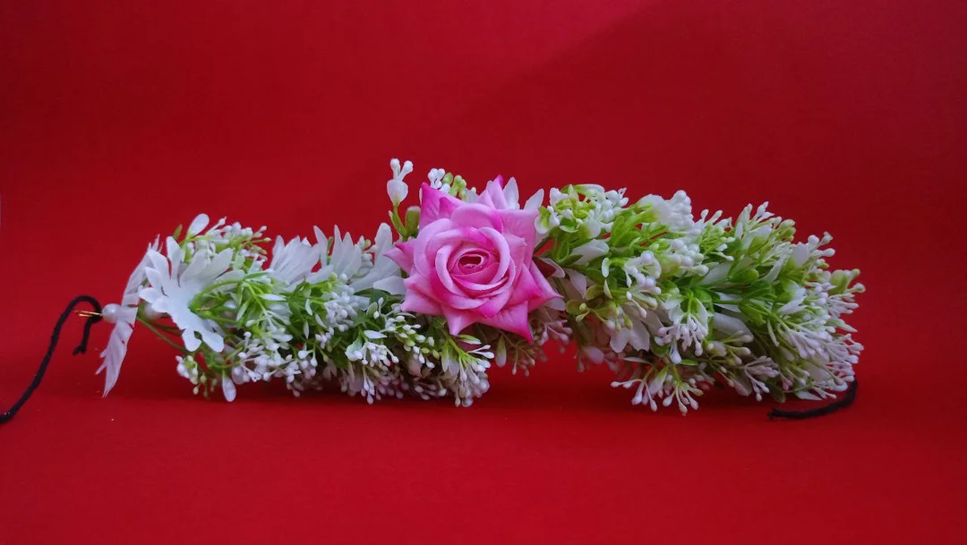 Artificial green gajra with soft pink| Artificial Green Leaf | Gajra with Soft Pink Flowers image 2