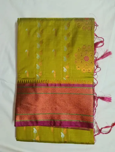 Peshwai Paithani Silk Saree |Traditional Maharashtrian Handloom Soft Silk Saree with Peacock & Lotus Motifs|Ideal for Weddings and Festivals thumbnail 0