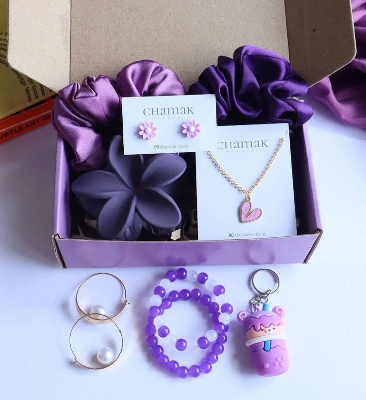 Purple Themed Gift Hamper Basket | Premium Purple Decorative Gift Box for Birthday Anniversary Occasions image 1