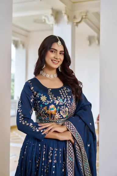 Navy Blue Embroidered Party Anarkali Gown for Women XXL Size | Ethnic Wear thumbnail 5