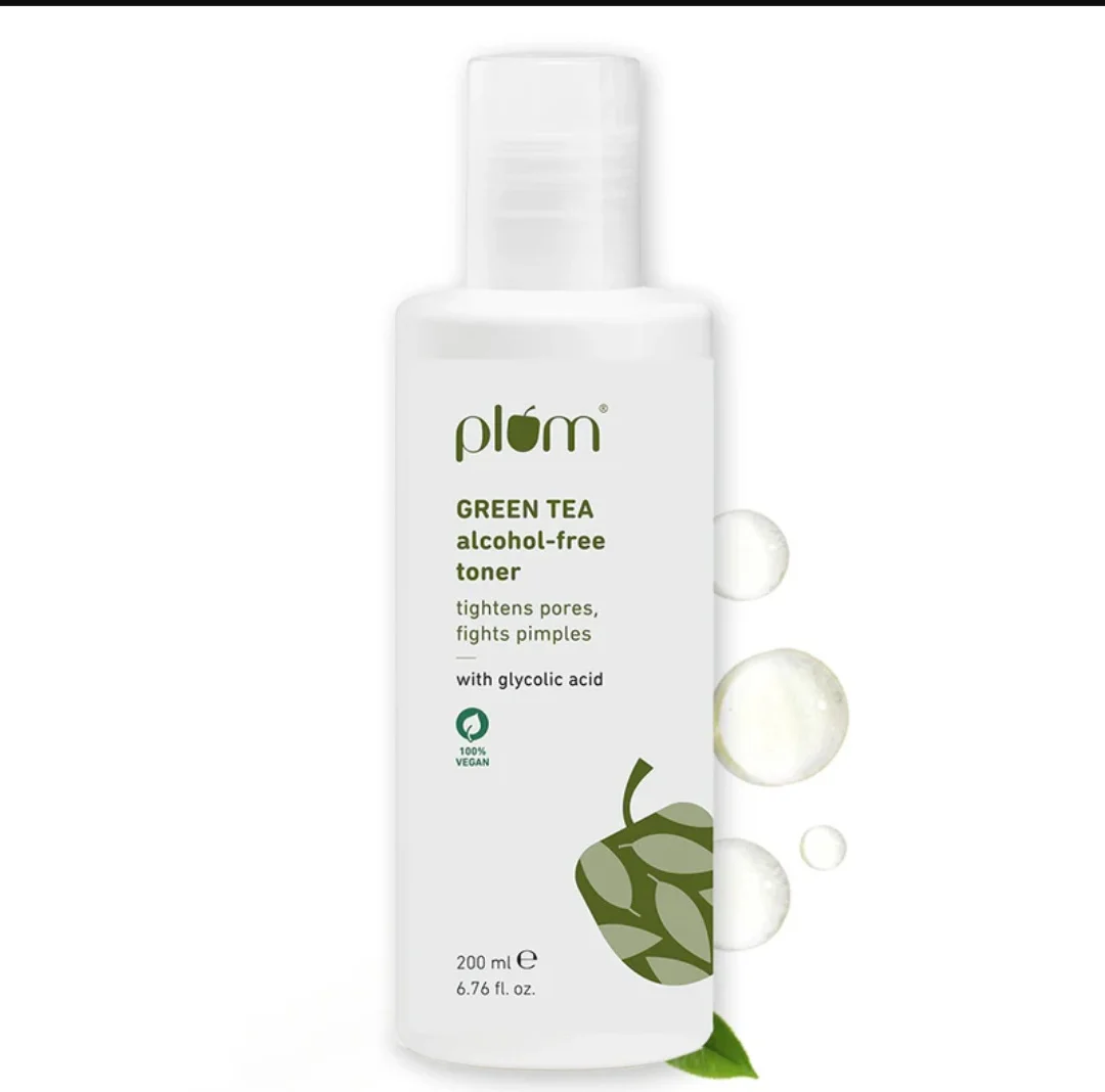 Plum Green Tea Alcohol-Free Toner | Hydrating & Pore Tightening Face Toner with Glycolic Acid, Vegan, Non-Comedogenic| Refreshing Skincare for Oily & Acne-Prone Skin India image 1