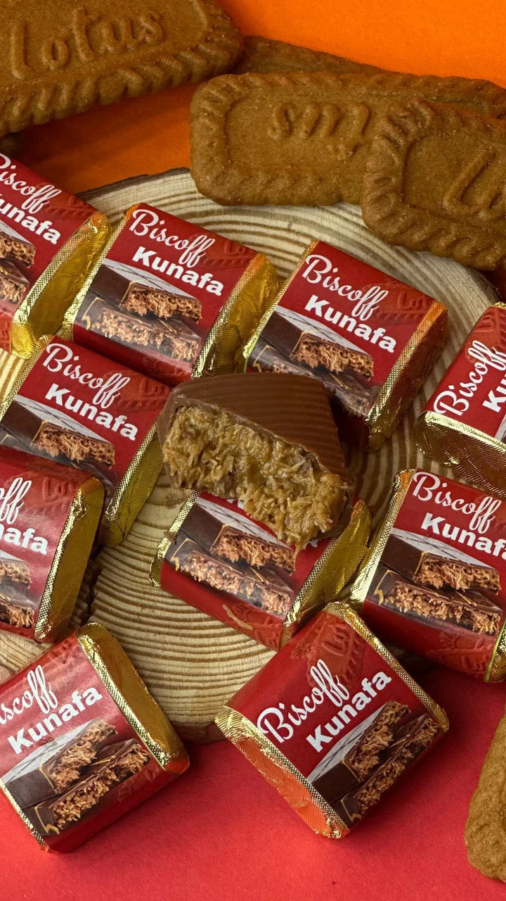 Biscoff Kunafa Chocolate Bite 8 pcs premium fusion milk chocolate dessert with crispy kunafa |biscoff caramel snack treat box indulgent gift pack image 1