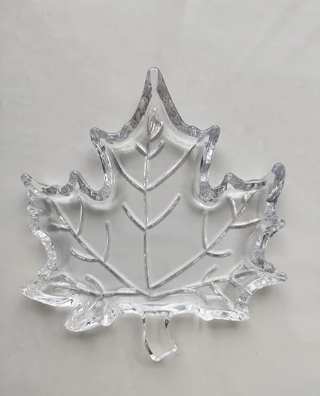 Stylish Modern Elegant Transparent Crystal Lightweight Durable Glass 20 cm Leaf Plate for Serving Dry Fruits, Snacks, Candy Ice Cream Sweets and Decoration -1 Piece image 3