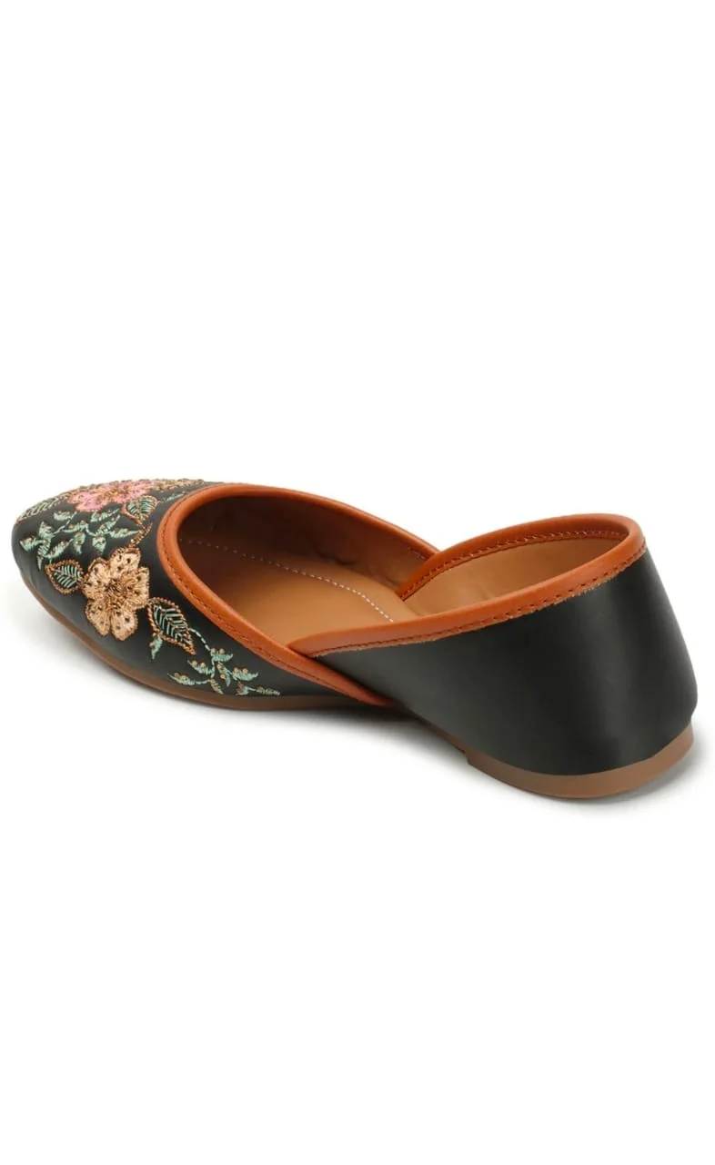 Black Floral Embroidered Women Ethnic Flats Jutti Shoes Traditional Indian Slip-On Ballet Style Handmade Embroidery Comfort Festive Wear image 2
