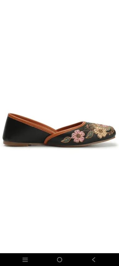 Black Floral Embroidered Women Ethnic Flats Jutti Shoes Traditional Indian Slip-On Ballet Style Handmade Embroidery Comfort Festive Wear thumbnail 4