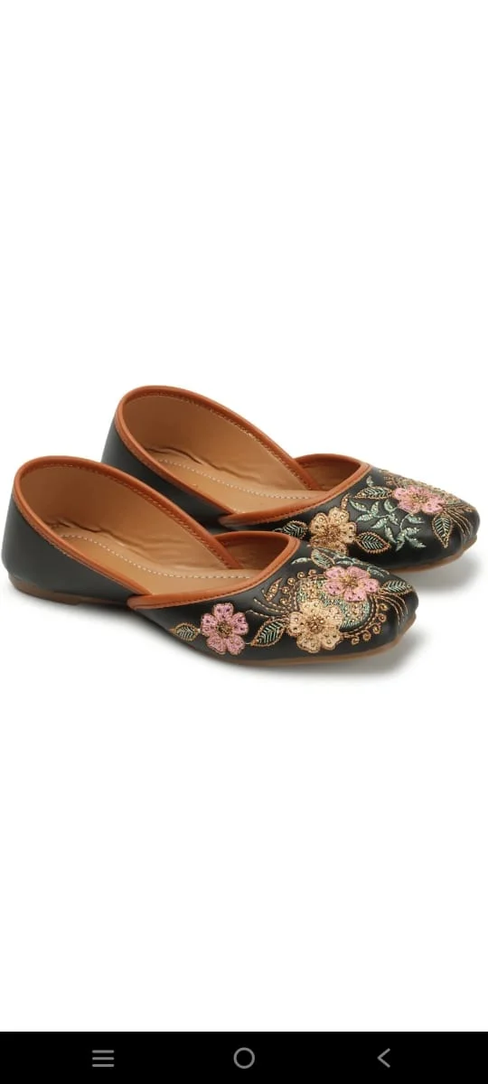 Black Floral Embroidered Women Ethnic Flats Jutti Shoes Traditional Indian Slip-On Ballet Style Handmade Embroidery Comfort Festive Wear image 1