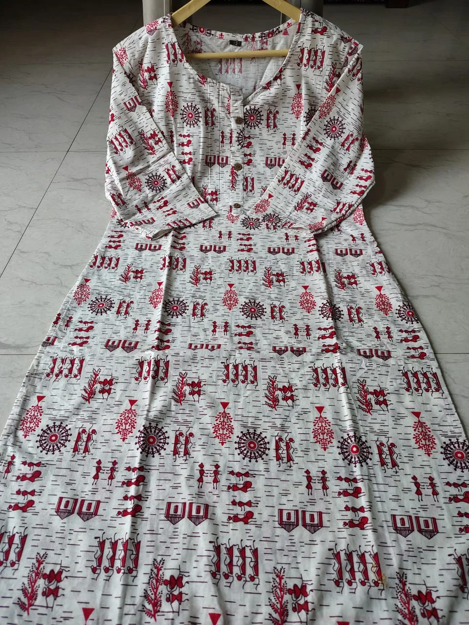 Women Cream Printed Straight Kurti with Red Ethnic Motifs | 3/4th Sleeve Casual Daily Wear Kurta image 4
