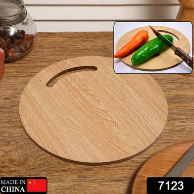 Wooden Round Chopping Board  For Chopping Fruit & Vegetable thumbnail 1