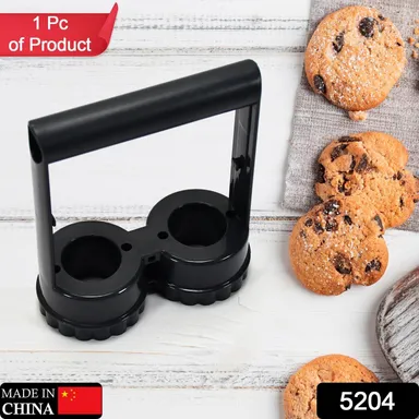 Premium Plastic Handle Fancy Scalloped Edge Cookie Cutter Biscuit Mold |Cake Decorating | Dough Shaping Tool for Baking, Pastry, Fondant & Cookie Making thumbnail 1