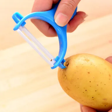 Vegetable and Fruit Peeler For kitchen Use thumbnail 0