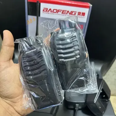 Baofeng BF-888S Two Way Radio Walkie Talkie with Earphone, 16 Channels, Long Battery Life, VOX Function, Compact & Portable – Black thumbnail 3
