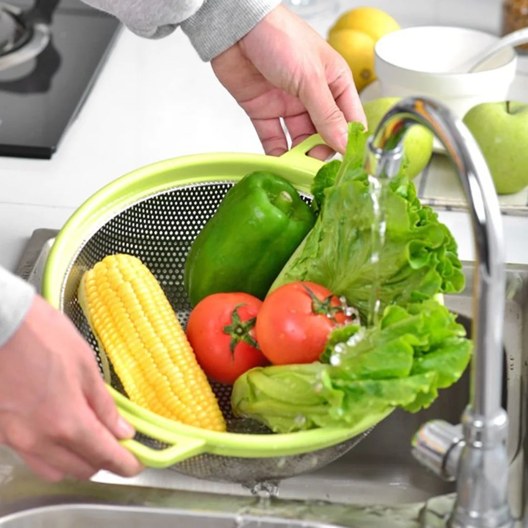 Stainless Steel Colander with Handle | Large Metal Mesh Basket Strainer for Kitchen, Ideal for Washing Pasta, Rice, Fruits, Vegetables & Berries, Rust Resistant, Durable | Dishwasher Safe 1 Pc image 1